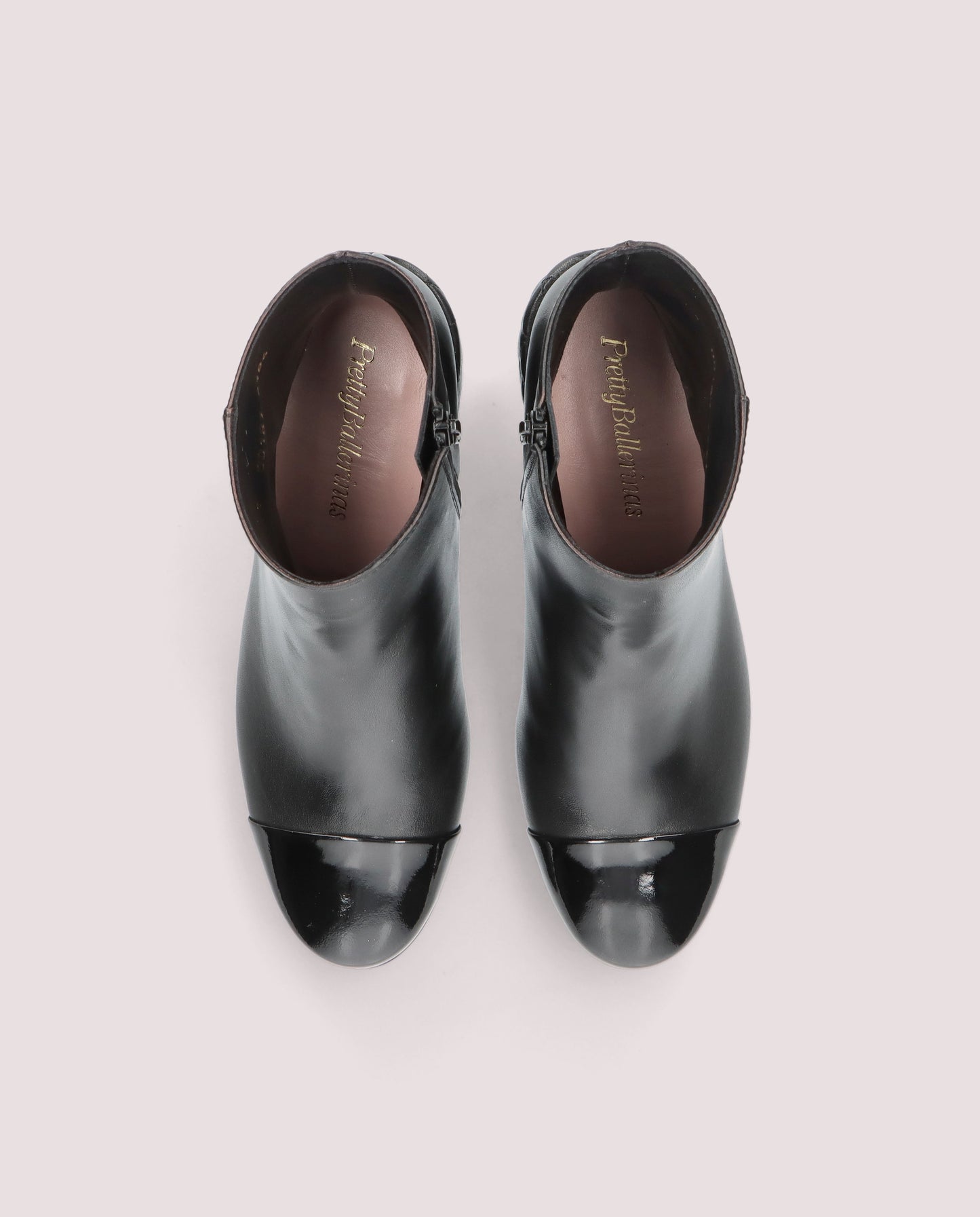 JENDAYI SHADE BLACK ANKLE BOOTS